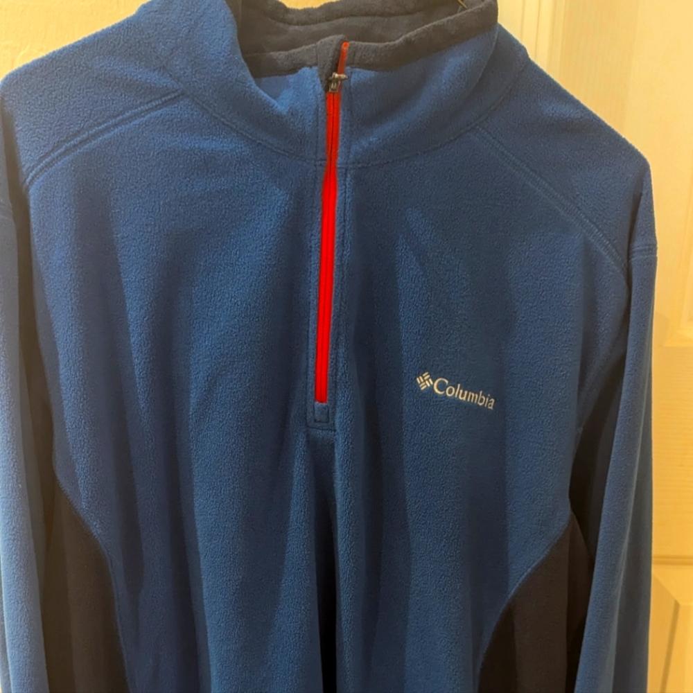 Columbia light fleece pull over